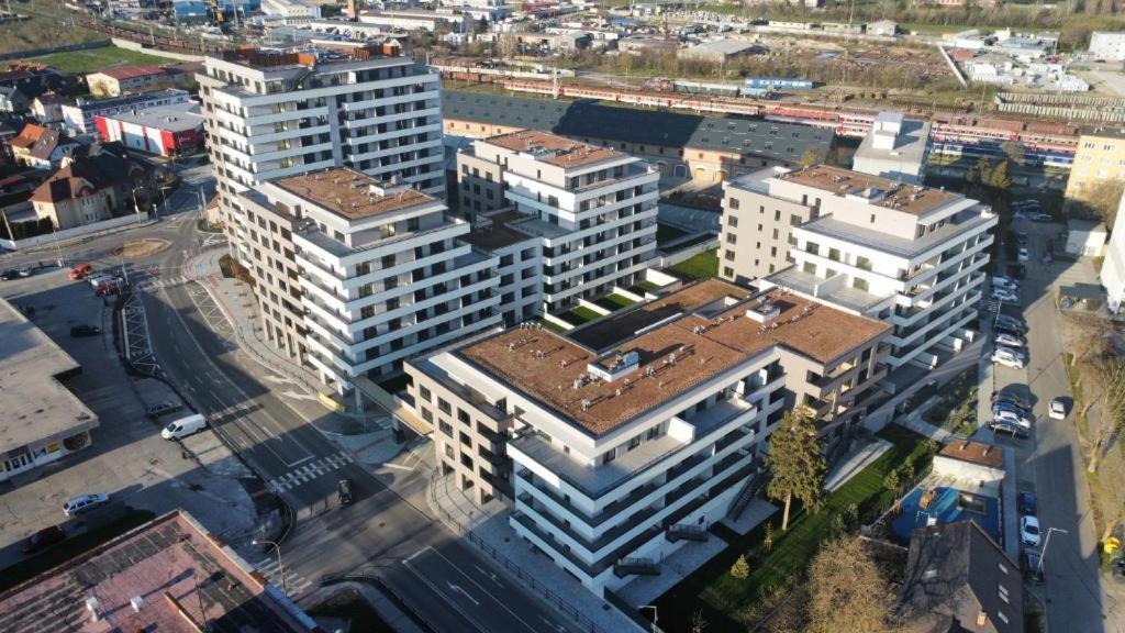 Imperial Apartment Albelli N,2 In Centre-Old Town - Private Garage Parking Košice Eksteriør bilde